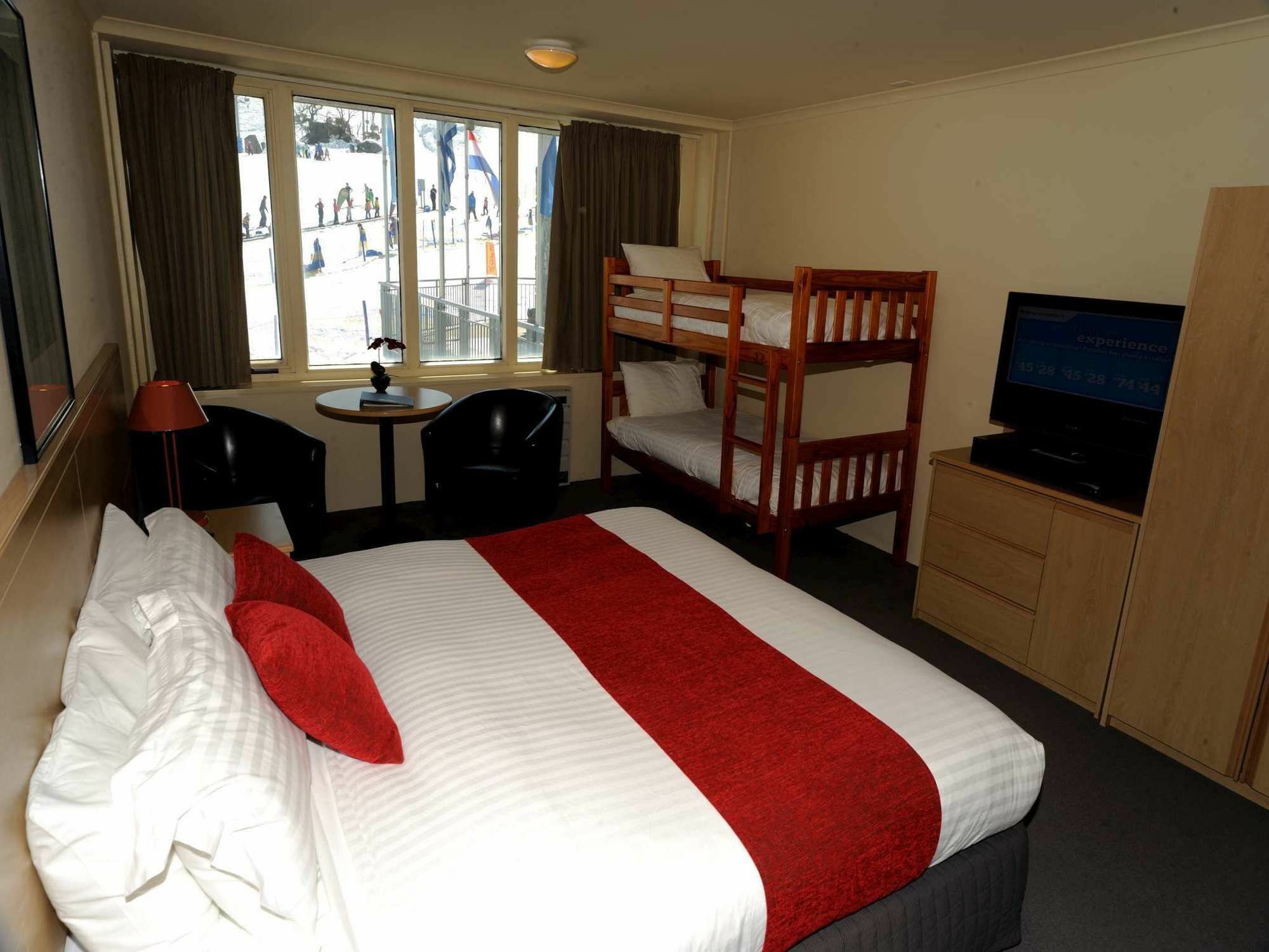 The Hotel 4*